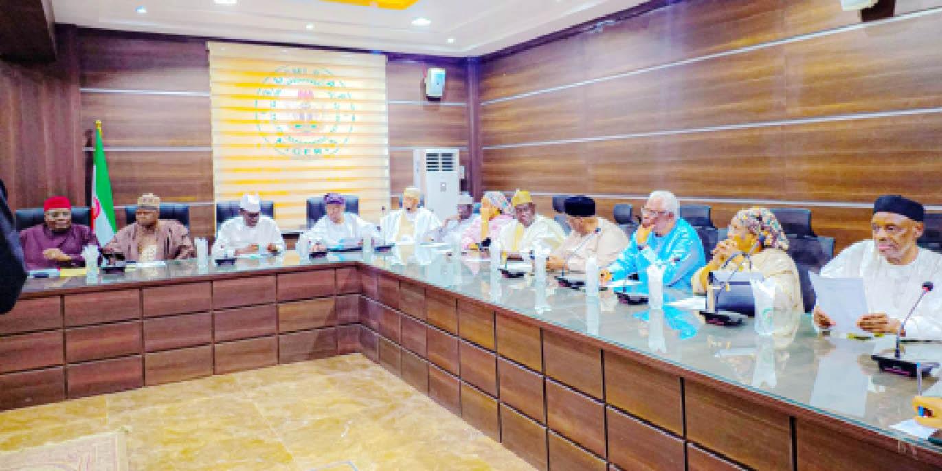 PDP Leaders Launch 'Rescue Mission' to Save Party From Collapse Before 2027 Elections