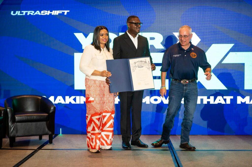 Harry Akinola Receives Leadership Recognition