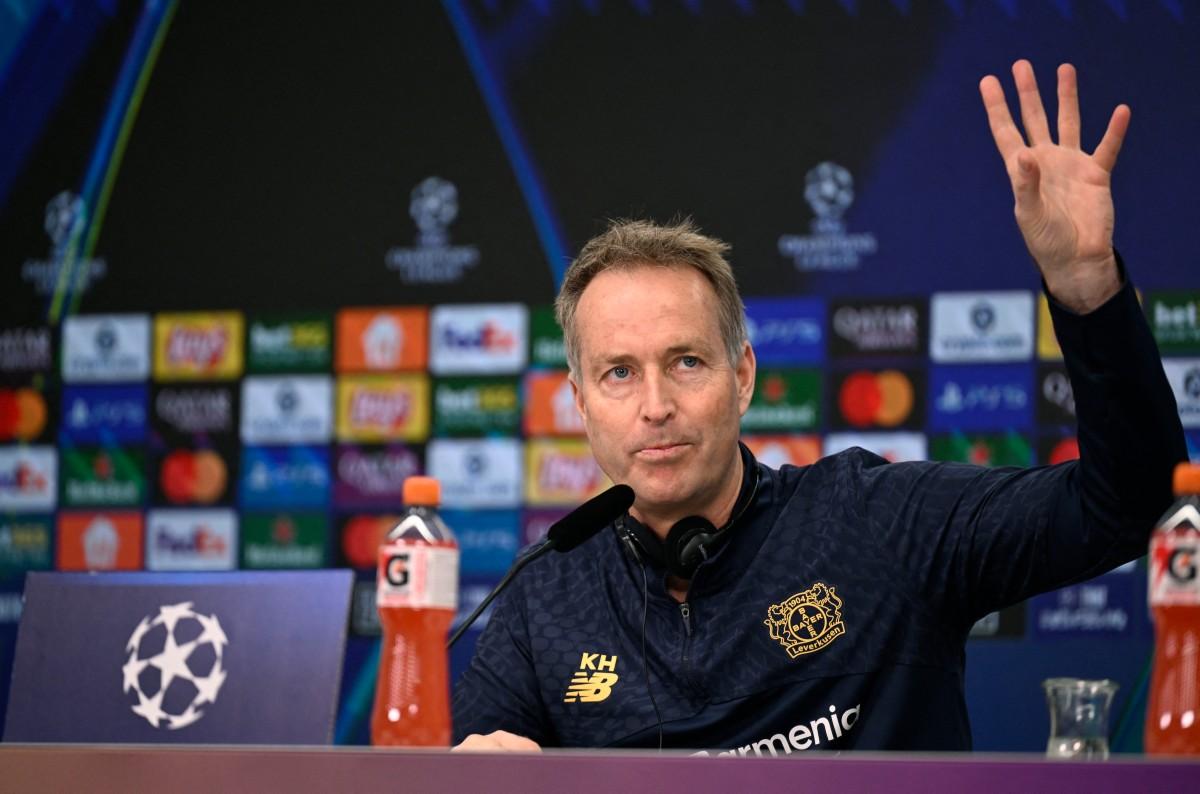 Leverkusen Coach Alleges Arsenal's Set-Piece Tactics May Violate Rules: Pre-Match Psychological Warfare Explained